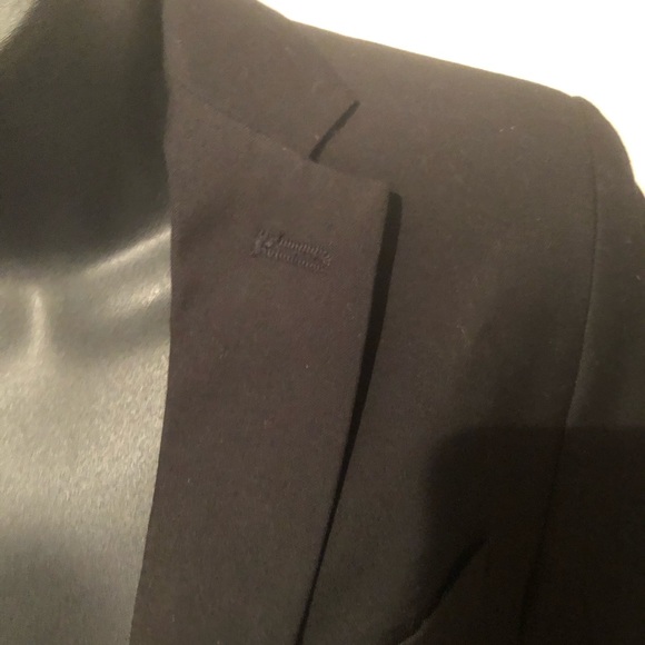 Women’s IZOD Blazer - Picture 3 of 12